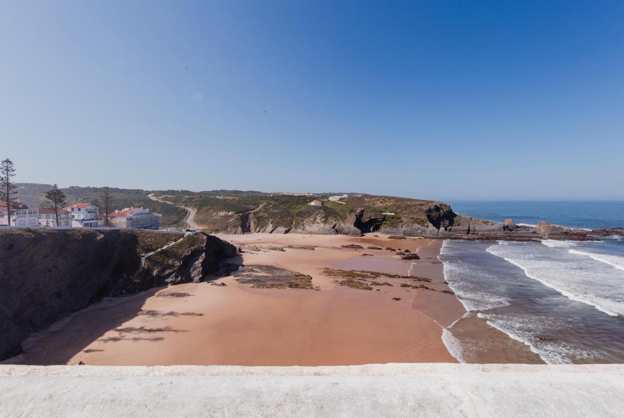 Appartamento Zambujeira Do Mar 4-Bed House Perfect For Families & Friends Esterno foto